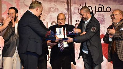 بالصور| نجوم الفن يكرمون حسن حسني.. وأحمد حلمي يغيب عن الحضور