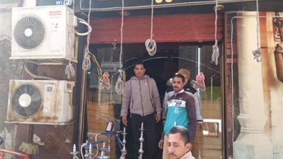 مخالفة الإجراءات الإحترازية.. حملة مكبرة تضبط 75 شيشة بمقاهي حي شرق أسيوط خلال 24 ساعة