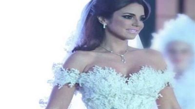 قبل نهاية  2019.. 8 نجمات ارتدين فساتين 