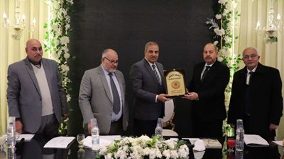 مجلس جامعة الأزهر يكرم اللواء أيمن الدرديري