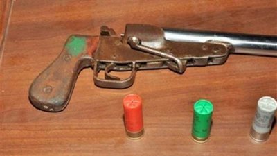 عاطل يطلق النارعلى 3 عمال بسبب أولوية المرور في الهرم