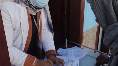 صحة قنا توقع الكشف الطبي المجاني علي ٤٣٠١ مواطن