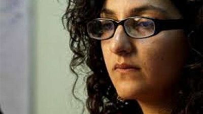 رواد مواقع التواصل يلقنون منى سيف درسًا قاسيًا