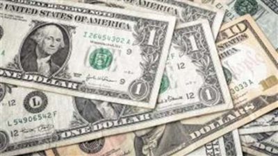 هدية عيد الميلاد.. نادلة تحصل على 2000 دولار 