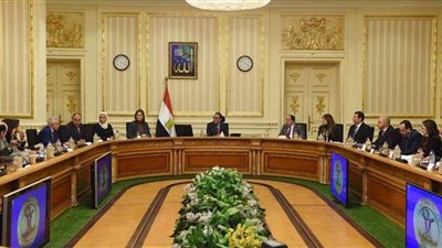 رئيس الوزراء يتابع مبادرة توفير السلع والمنتجات بأسعار مخفضة وتشجيع شراء المنتج المحلي