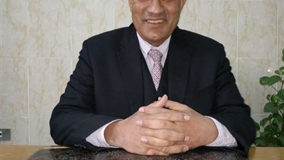 الدكتور  ثروت حلمي رئيسًا لقسم  الجيولوجيا بكلية علوم بنين الأزهر بالقاهرة