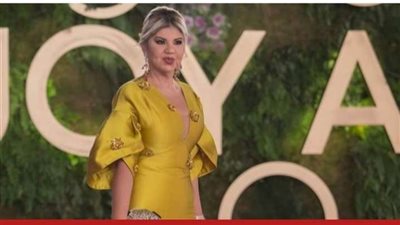 بوسي شلبي ترد على تجاهلها لسلمان خان في حفل Joy Awards