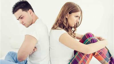 بالفيديو| استشاري علاقات أسرية تهاجم مذيعة على الهواء.. هل تقصد رضوى الشربيني؟