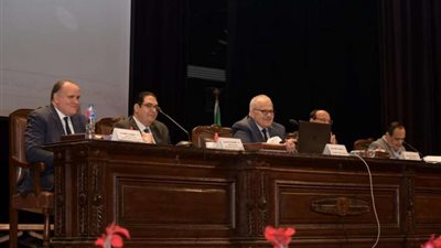 بالتفاصيل.. أهم قرارات مجلس جامعة القاهرة في أول اجتماعات 2022
