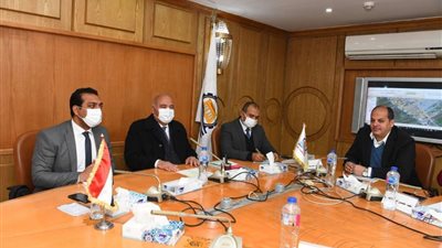 محافظ قنا وفاة ينعي وزير التنمية المحلية الأسبق