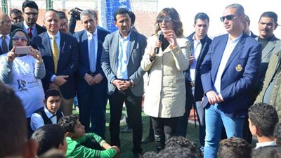 وزيرة الهجرة للطلبة: آمنوا بأنفسكم ولا تكونوا فريسة لتجار البشر