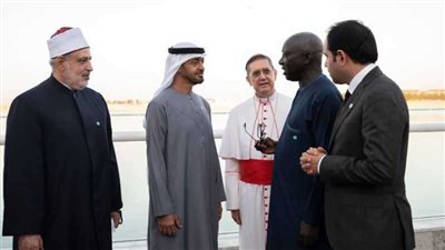 ولي عهد أبوظبي يستقبل أعضاء اللجنة العليا للأخوة الإنسانية