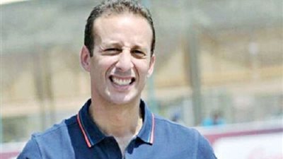 صورة.. أمير توفيق يتابع الحساب الشخصي لـ