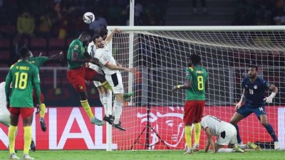 كأس أمم أفريقيا.. مصر تتعادل سلبيًا مع الكاميرون في الشوط الأول