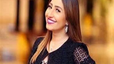 محاكمة الفنانة 