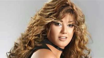 الفنانة شمس: كنت عايشة مع «أبو ابني» في بيت واحد «زي الأخوات»