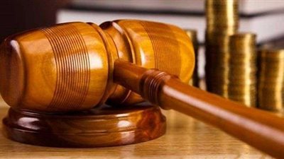 حبس شخصين لنصبهما على المواطنين باستخدام تمثال فرعونى مقلد