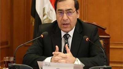 عقد أول اجتماع لوزارة البترول بالمقر الجديد بالعاصمة الإدارية