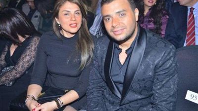 ‫زوجة رامي صبري تنهار من البكاء في دبي.. والسبب !