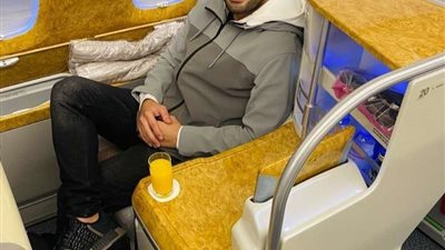 أحمد جمال يكشف سر خطير عن رحلة سفر دبي.. تفاصيل