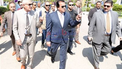 وزير التعليم العالي يهنئ جامعة المنصورة