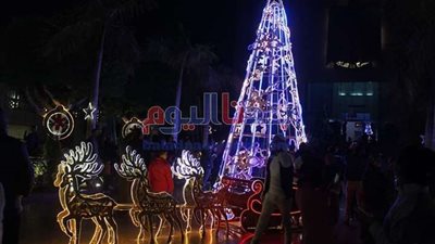 لأول مرة.. برج القاهرة يحتفل بالعام الجديد بإطلاق الألعاب النارية 