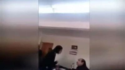 بالفيديو.. مشاجرة بين طالبة وأستاذة بجامعة الإسكندرية