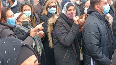 شمس البارودي تكشف حقيقة عدم حضورها جنازة شقيقها