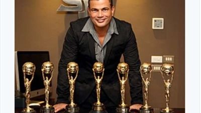 عمرو دياب يشارك جمهوره حفل مركز المنارة.. تفاصيل