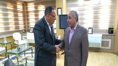 محافظ الشرقية يهنئ رئيس إدارة الموارد المائية بمنصبه الجديد