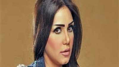 بإطلالة جذابة.. إيناس عزالدين تثير إعجاب متابعيها