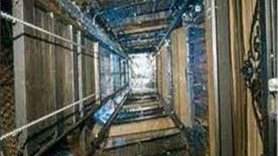 بين السما والأرض .. سيدة عجوز تفقد حياتها في بئر الأسانسير بالإسكندرية