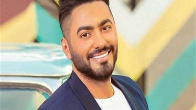 تامر حسني يتصدر تويتر بعد تسريب فيلم فلوس