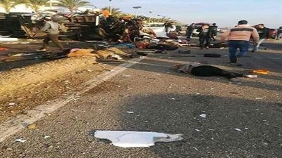 إصابة 9 أشخاص إثر حادث سيارة بسوهاج