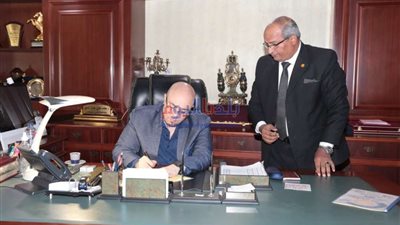 محافظ بني سويف يعتمد نتيجة الفصل الدراسي الأول للإعدادية