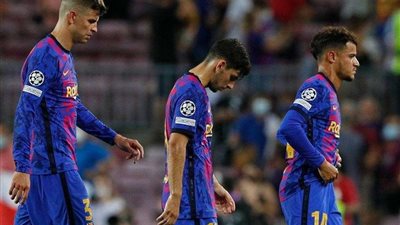 برشلونة ضيفًا على إسبانيول في ديربي كتالونيا بالدوري الإسباني