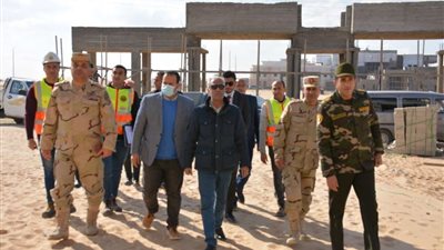 وزير التعليم العالي يتلقى تقريرًا حول تطورات العمل بإنشاءات جامعة شرق بورسعيد الأهلية