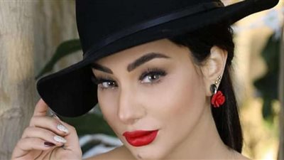 المغربية اسما لزرق تطرح كليب جديد باللهجة المصرية بعنوان 