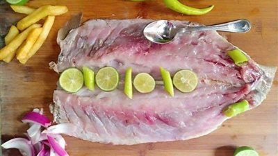 أغلى سندوتش فسيخ فى مصر.. مطعم أسطوري يقدم الأسماك المملحة فى غلاف من القشور الذهبية عيار 24