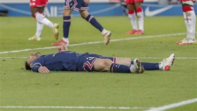 دوري أبطال أوروبا.. صحيفة فرنسية تصدم ميسي بعد موقعة ريال مدريد