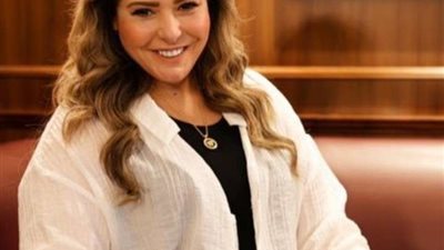 في الذكرى الرابعة لرحيل والد الفنانة صابرين تنعي والدها بكلمات مؤثرة