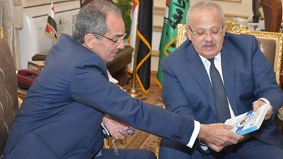 إنشاء مجمع للإبداع التكنولوجي بالتعاون بين جامعة القاهرة ووزارة الاتصالات