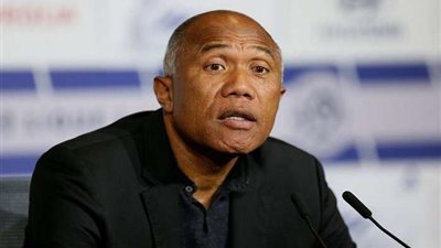 تولوز الفرنسي يقيل مدربه كومباريه ويستعين بزانكو