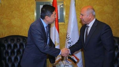 كامل الوزير يبحث مع السفير السنغافوري التعاون في مجال النقل البحري