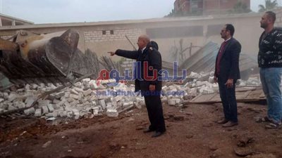 إزالة 7 تعديات على الأراضي الزراعية والمجاري المائية بمركز حوش عيسى فى البحيرة