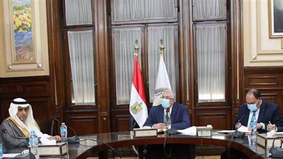 وزير الزراعة يبحث فرص الاستثمار الزراعي في مصر مع وفد المجلس الاقتصادي العربي الأفريقي