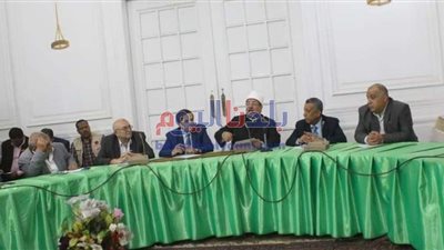 بالصور.. انعقاد اجتماع لجنة المؤتمرات والندوات والحوار بالأعلى للشئون الإسلامية