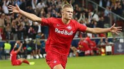 برشلونة رفض هالاند لضم بواتينج