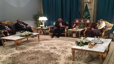 استمرارًا للقاءاته في الرياض.. سامح شكري يلتقي نظيره السعودي