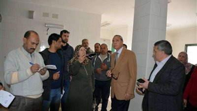 بسبب نقص الخدمات.. أهالي كفر شكر يطالبون محافظ القليوبية بسرعة افتتاح المركز الطبي
